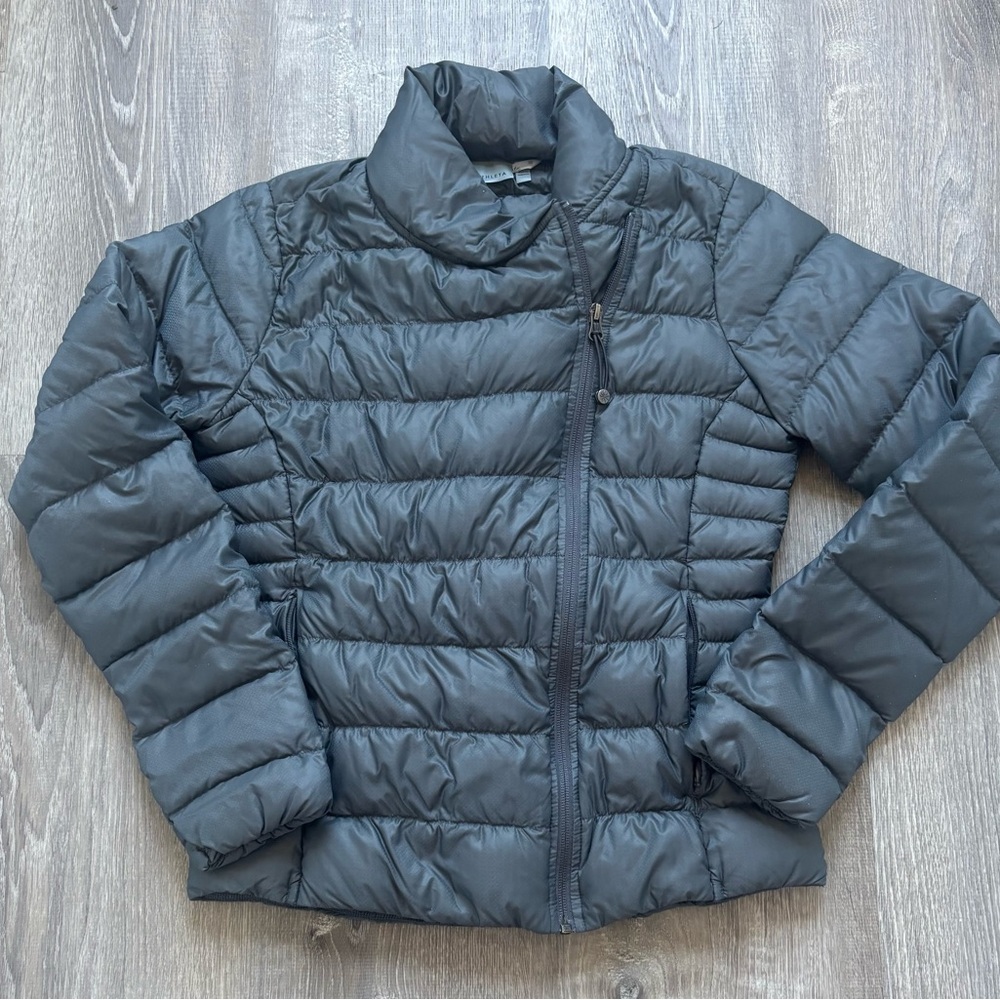 Athleta Women’s  Charcoal Quilted Asymmetrical Puffer Jacket Size S